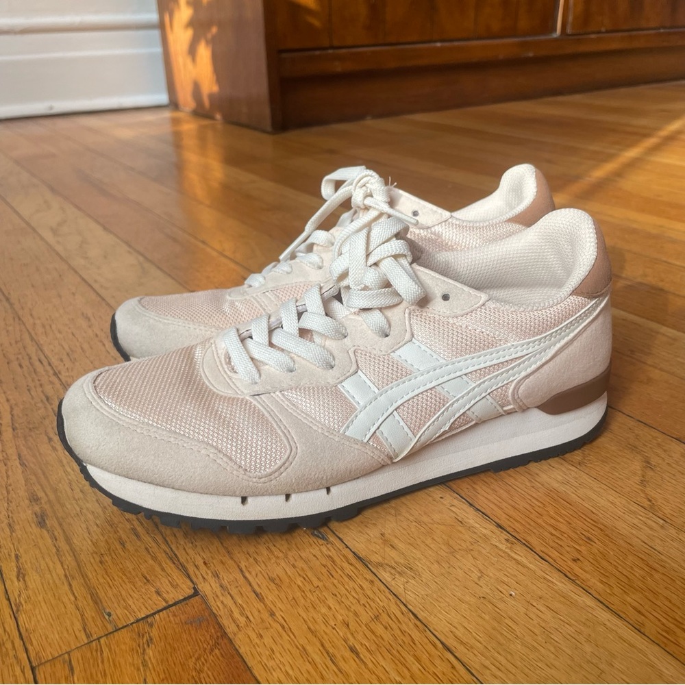 Baby Pink White and Brown Women’s Onitsuka Tigers Size 6